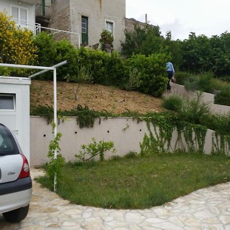 Apartman Nela Brela Exterior photo